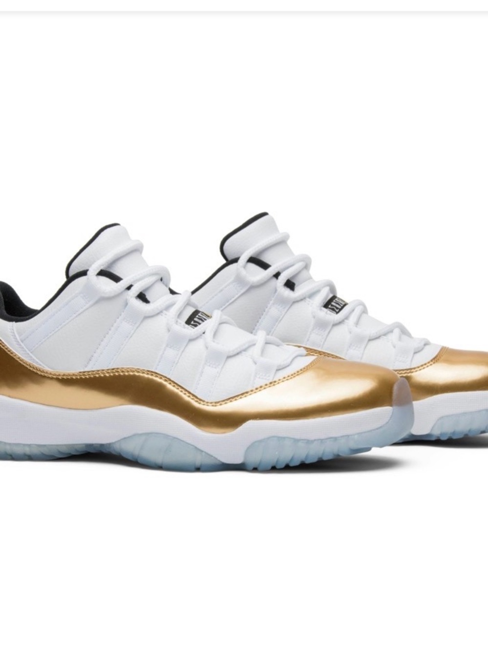 Jordan Men's Low-Top Sneakers in White and Metallic Gold
